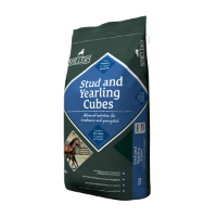 Spillers Stud Cubes         20kg